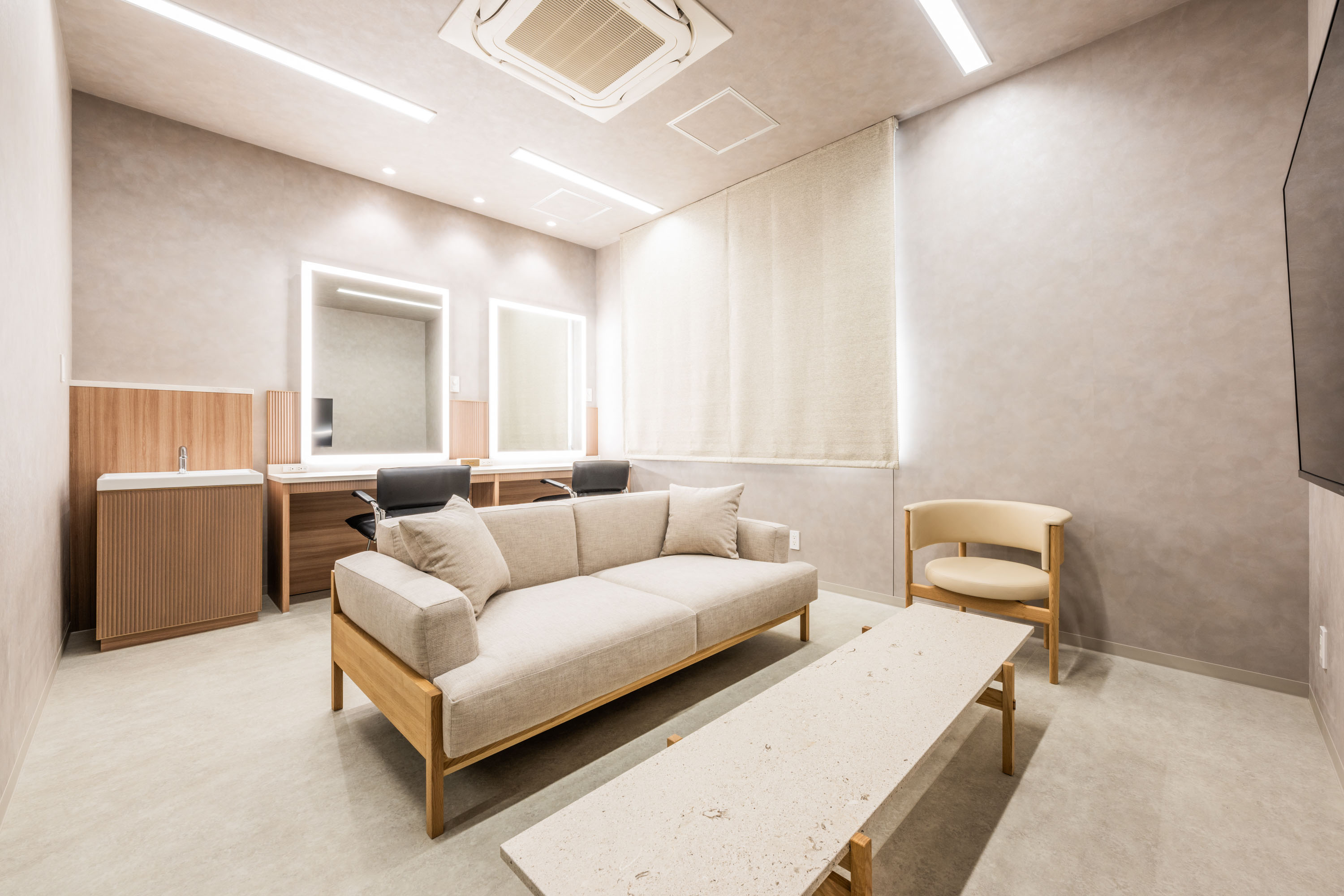 WAITING ROOM A